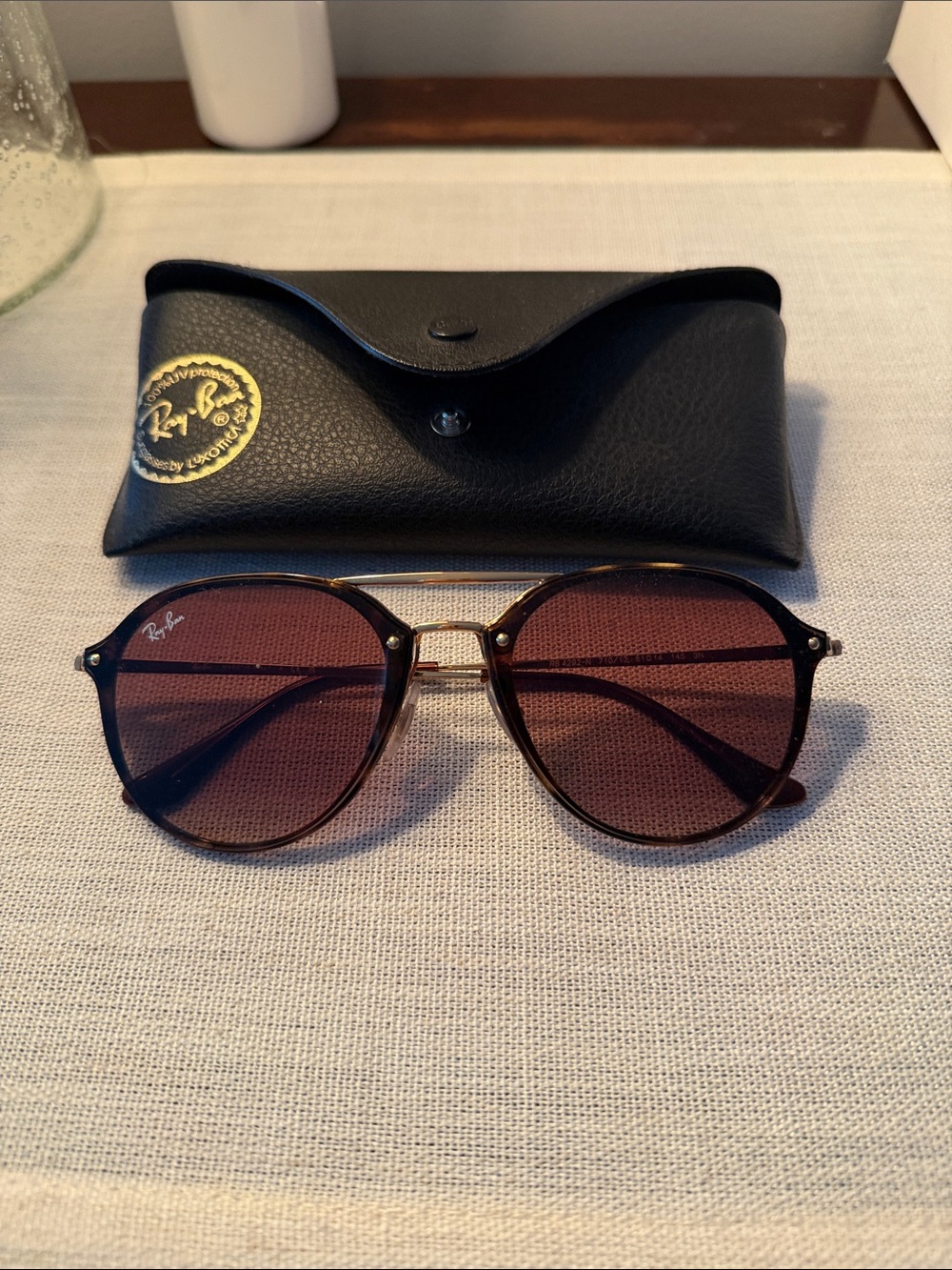 Ray-Ban Women’s Round Sunglasses in Brown and Gold